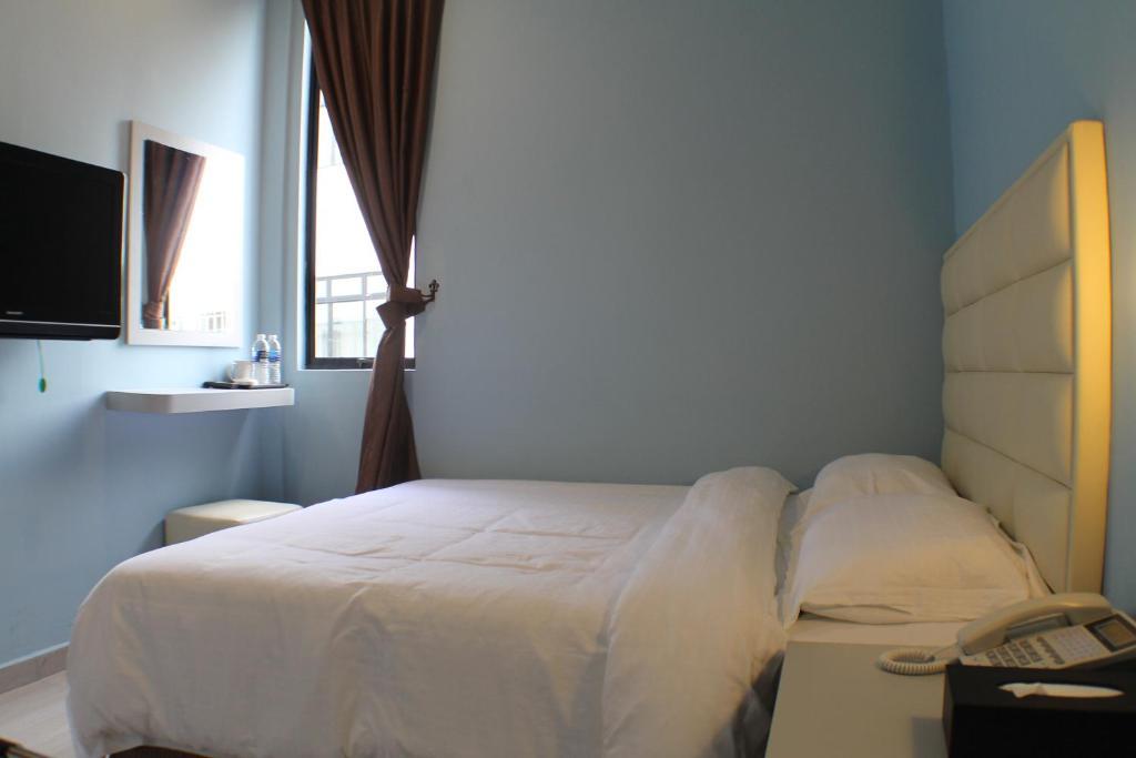 Hotel Zamburger Bukit Indah Johor Bahru Zewnętrze zdjęcie