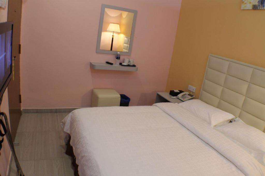 Hotel Zamburger Bukit Indah Johor Bahru Zewnętrze zdjęcie